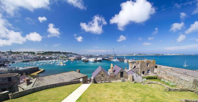 Discover the Best of Guernsey: An Insider #39 s Guide Discover the Best of Guernsey: An Insider #39 s Guide